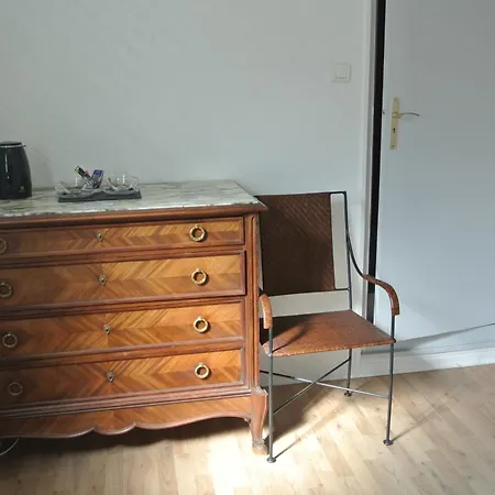 Privée Avec Douche Et Wc Versalles